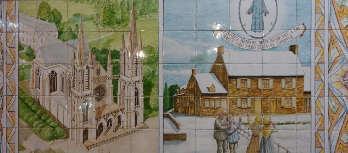 Azulejos_in_Santuário_Nossa_Senhora_da_Paz_(5)