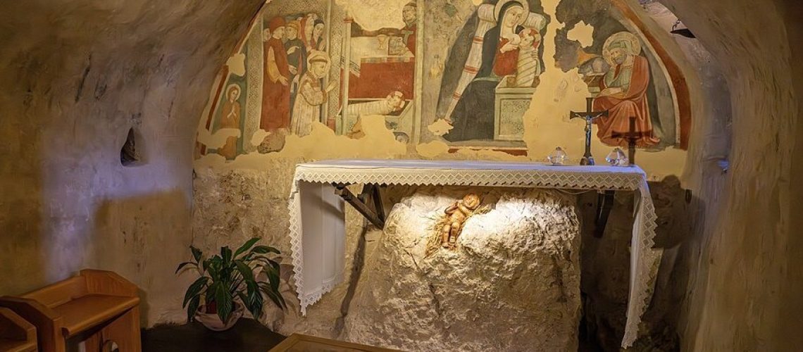 Chapel_of_the_First_Live_Nativity