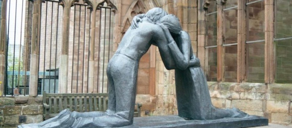 UK_Coventry_Statue-of-Reconcilliation