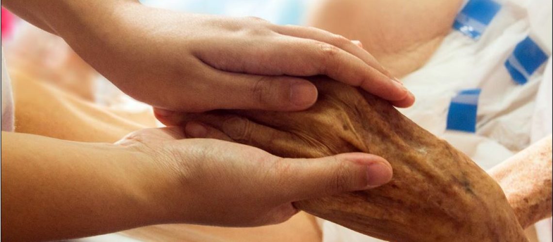 hand-in-hand-1686811_1280 (1)